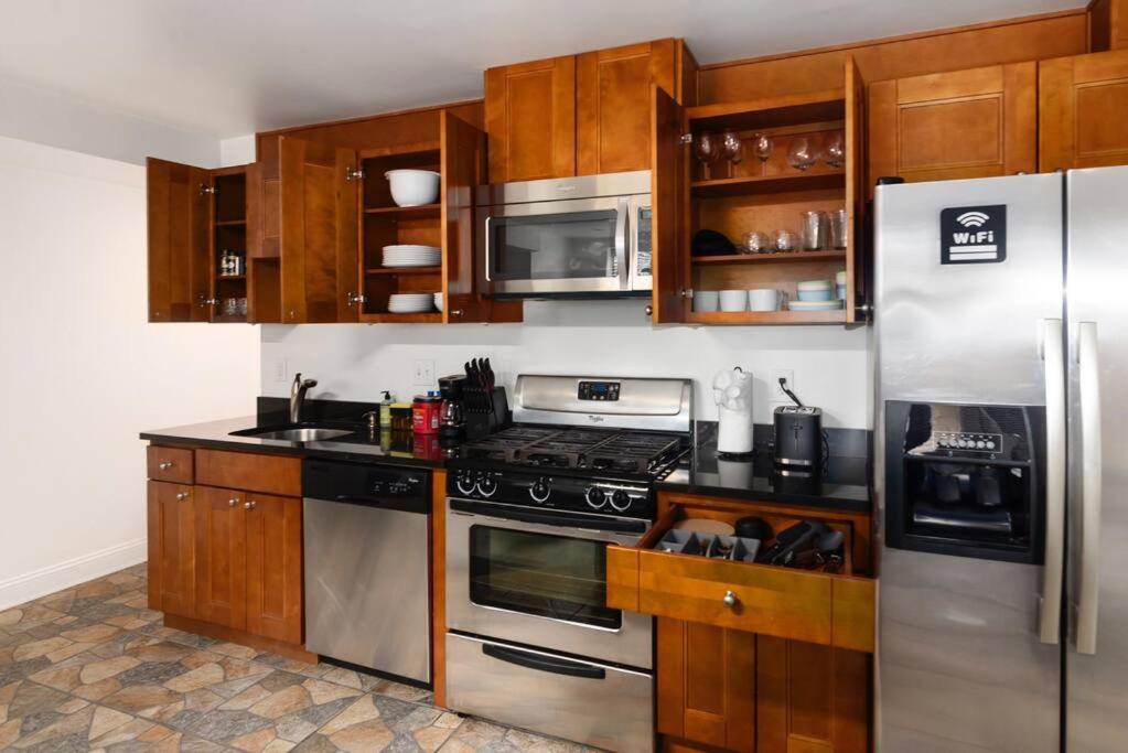 Upscale 2Br Apartment With Patio Washington Kültér fotó