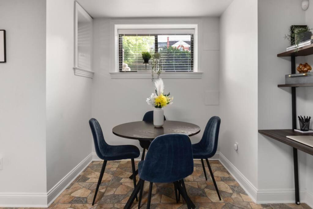 Upscale 2Br Apartment With Patio Washington Kültér fotó